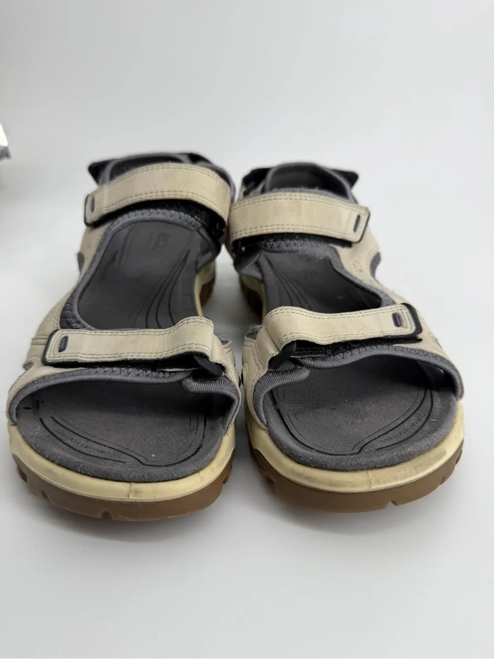 ECCO Yucatan Offroad Sandals Womens Size 40 / US 9-9.5 Beige Gray Strap